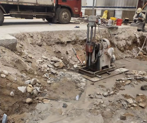 蓝山公路下沉压浆